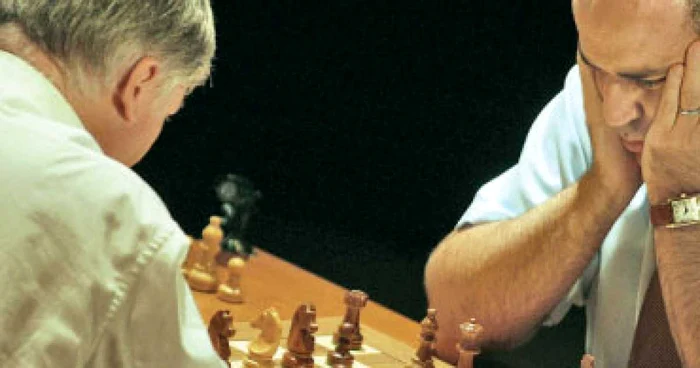 „Regele“ Kasparov, „mat“ lui Karpov!