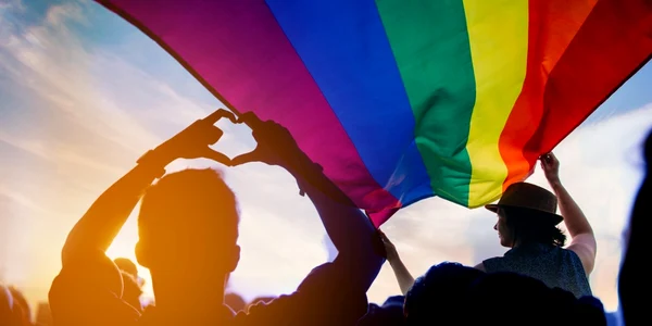 Pride -  paradă steagul LGBT FOTO Shutterstock 