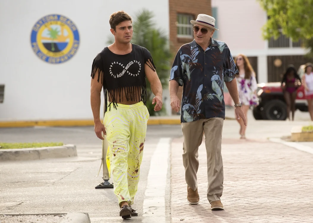 
    Zac Efron şi Robert De Niro joacă în cel mai de succes film al începutului de an în RomâniaFoto: Freeman Entertainment   