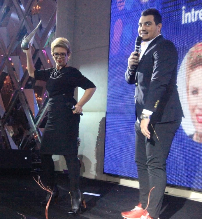 Teo a arătat uimitor de bine în ținuta mulată pe care a purtat-o