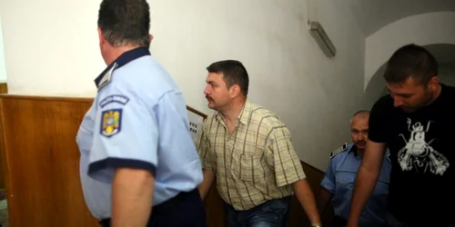 Polițiștii corupți au ajuns în fața magistraților