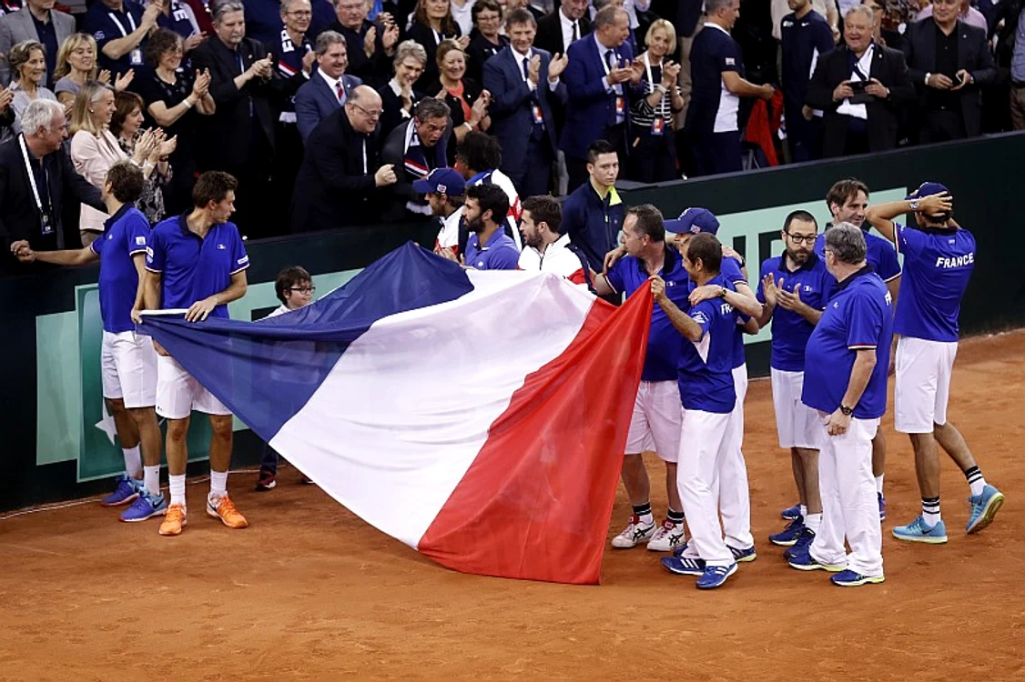 
    În aprilie 2017, francezii i-au învins pe britanici în sala din RouenFoto: EPA  