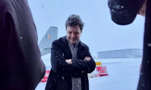 Nicușor Dan blocat în Franța FOTO Facebook 