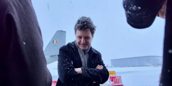 Nicușor Dan blocat în Franța FOTO Facebook 