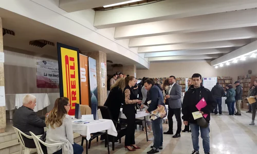 bursa locuri de munca slatina 2023   foto alina mitran (4) jpg