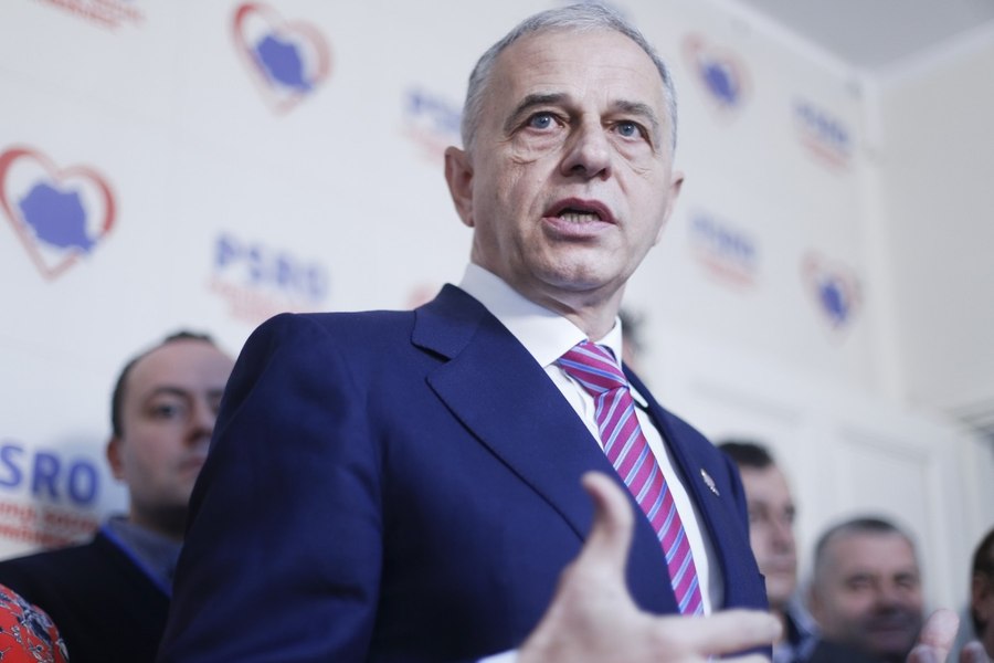 Portret de candidat. Mircea Geoană, președinte pentru o noapte şi fost șef în cadrul NATO