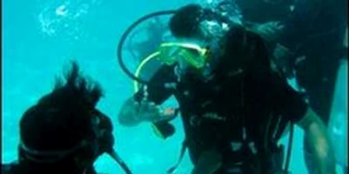 Şedinţă de guvern subacvatică în Insulelor Maldive