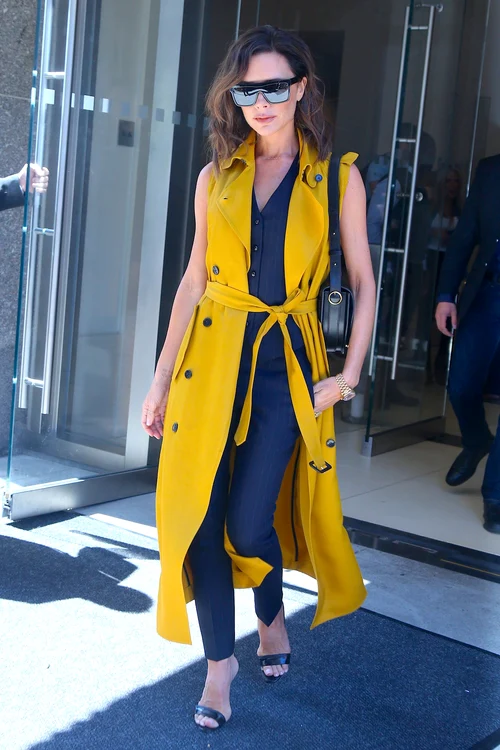 Victoria Beckham sort de son hôtel à New York jpeg