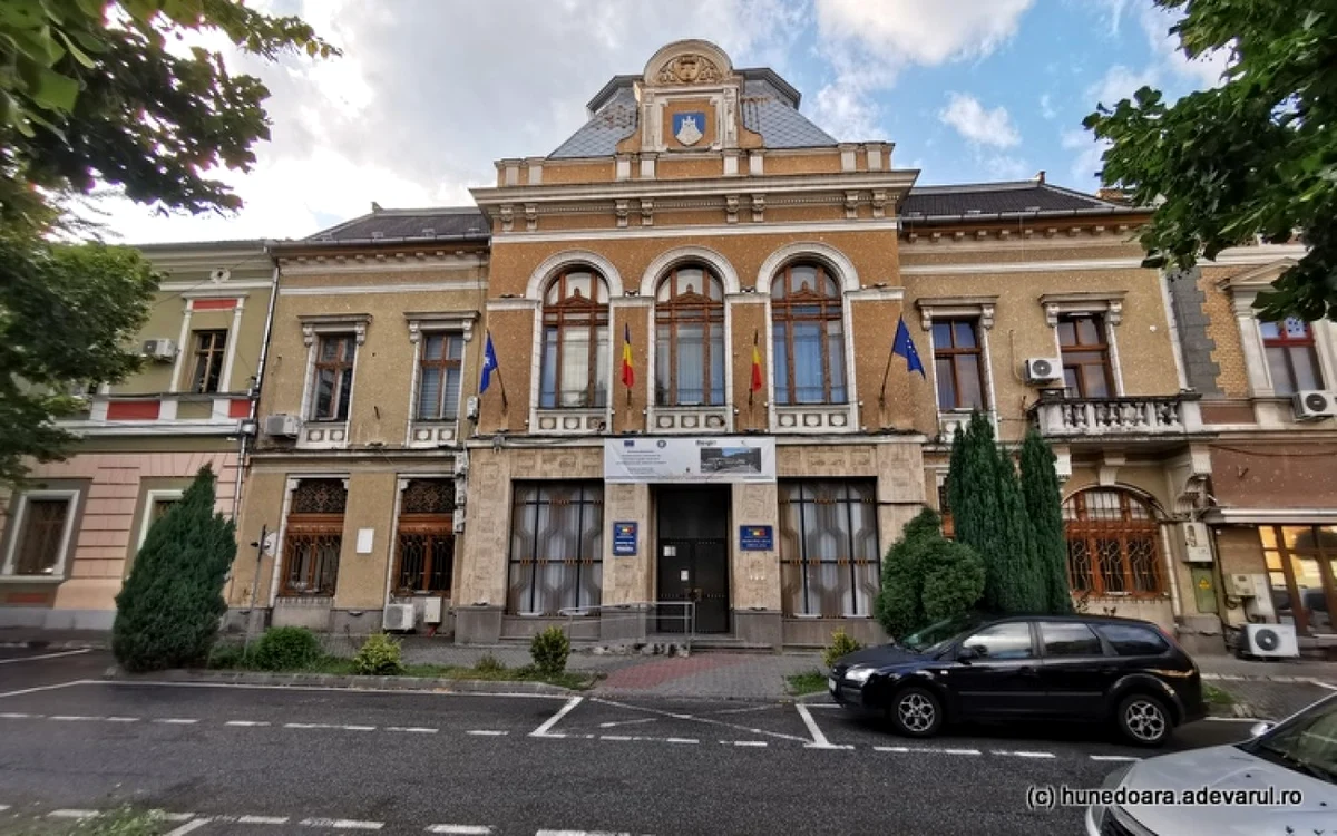 Primăria Deva. Foto: ADEVĂRUL. Daniel Guţă.