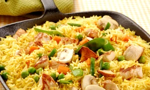 Paella cu pui jpeg