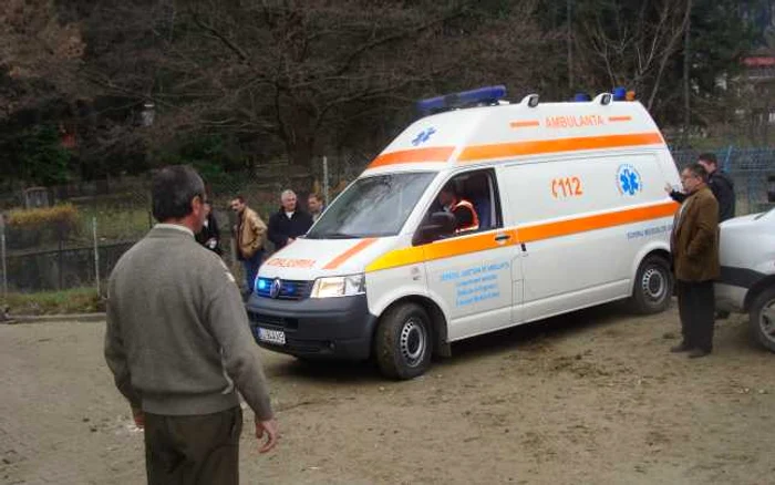 De Sărbători au crescut solicitările la ambulanţă