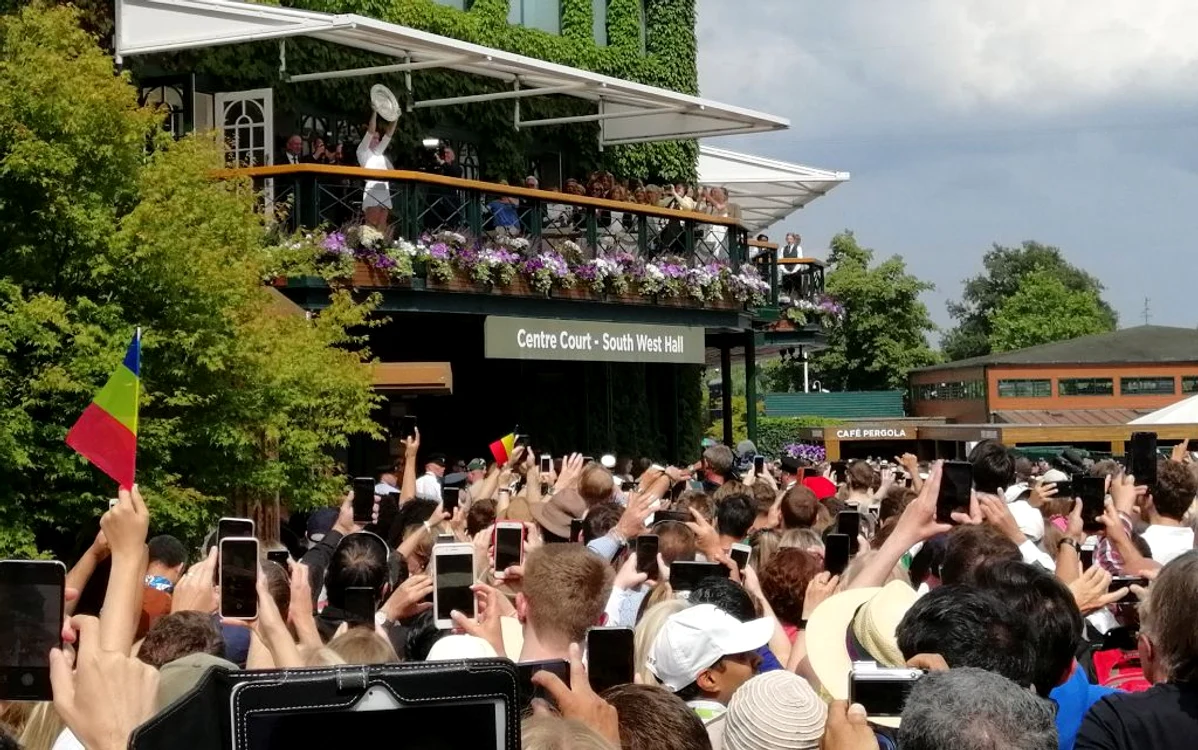
    Simona Halep va putea să-și apere anul viitor titlul cucerit la Wimbledon, în 2019 Foto: Marian Burlacu  