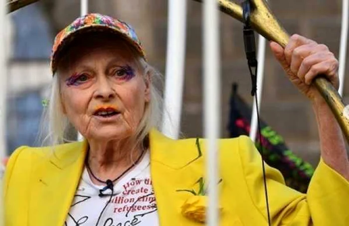 A încetat din viaţă creatoarea de modă Vivienne Westwood
