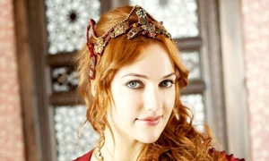 Meryem Uzerli din serialul Suleyman Magnificul