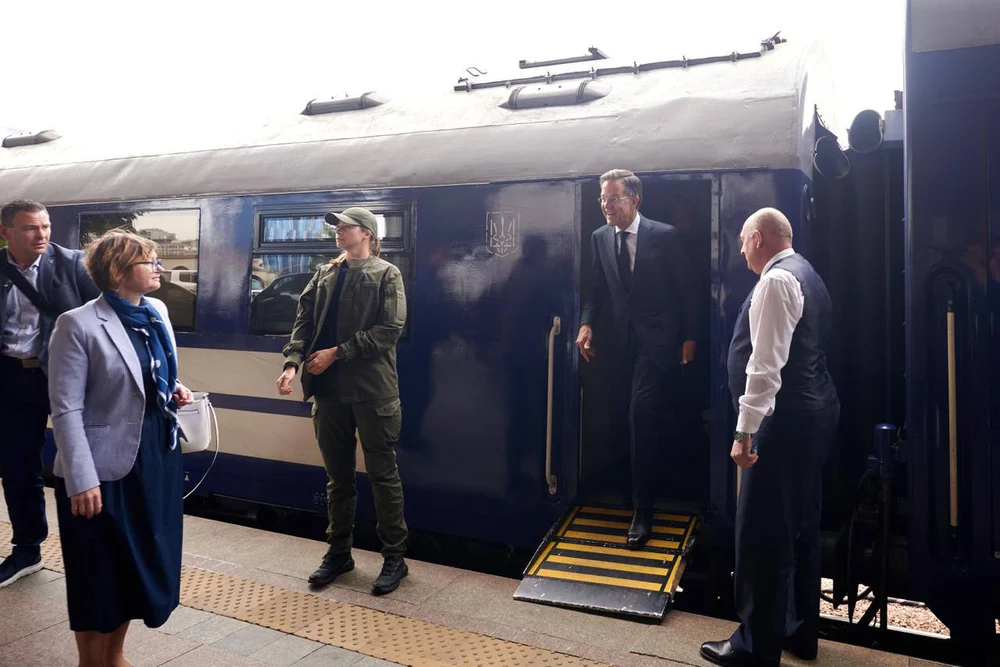 Secretarul general al NATO, Mark Rutte, a ajuns la Kiev într-o vizită surpriză, pe fondul intensificării atacurilor rusești