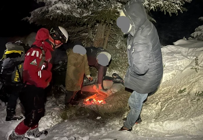 Unul dintre ei era în hipotermie FOTO Poliția de frontieră