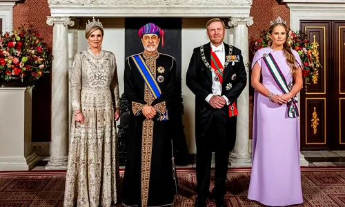 Regina Maxima, Sultanul Omanului, Regele Willem Alexander, Prințesa Amalia la banchetul de stat   Casa Regală olandeză (1) jpg