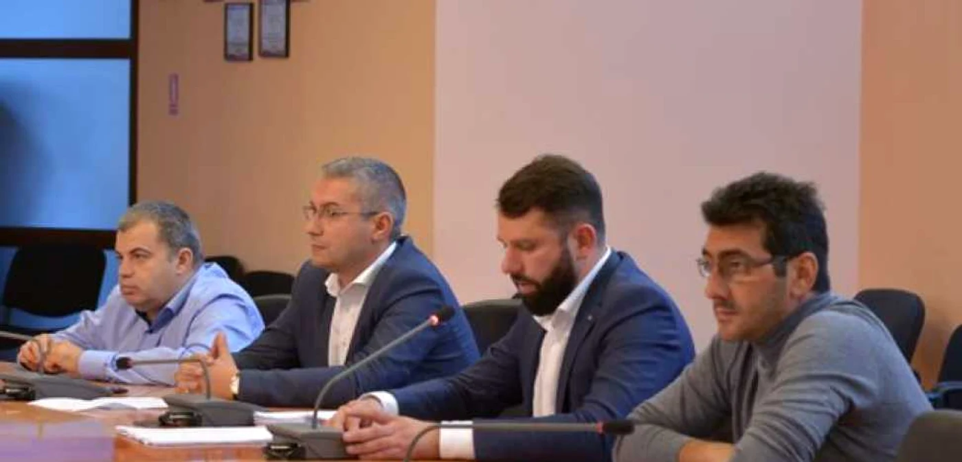 Edilii au prezentat paşii care trebuie urmaţi pentru rezolvarea problemei încălzirii FOTO Primăria Braşov