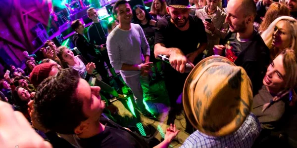 plai 1