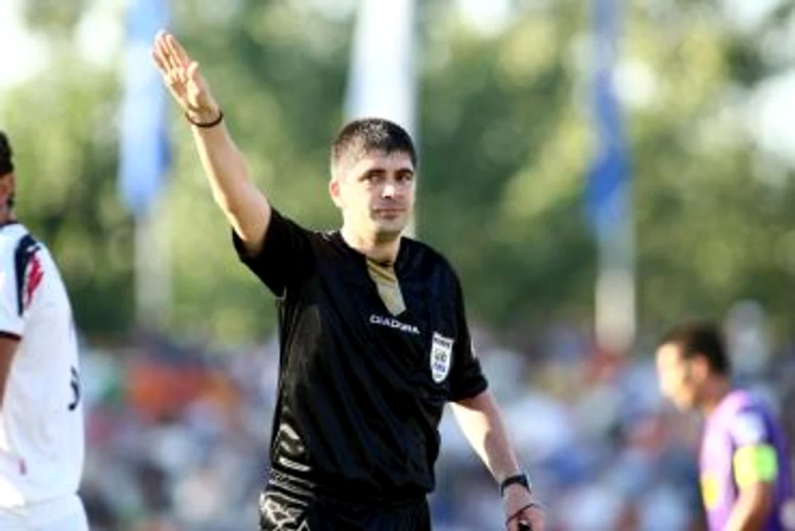 
    Alexandru Deaconu nu va mai arbitra meciul dintre Pandurii şi Gloria Bistriţa  