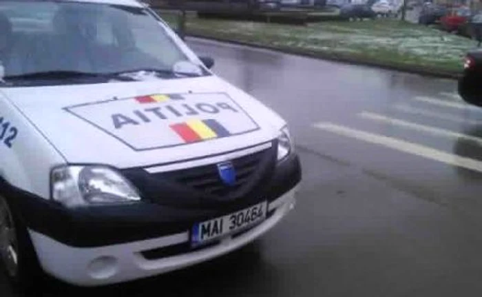 Cei trei tineri au fost arestaţi