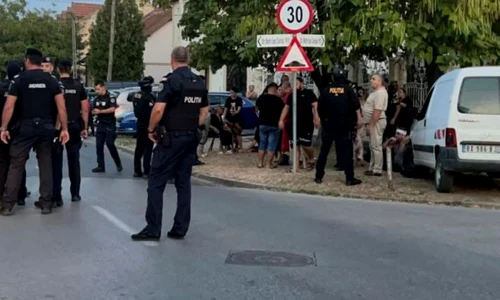 bataie pe strada foto Presasm jpg