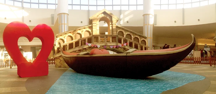 Ceremoniile din mall au loc într-un cadru feeric