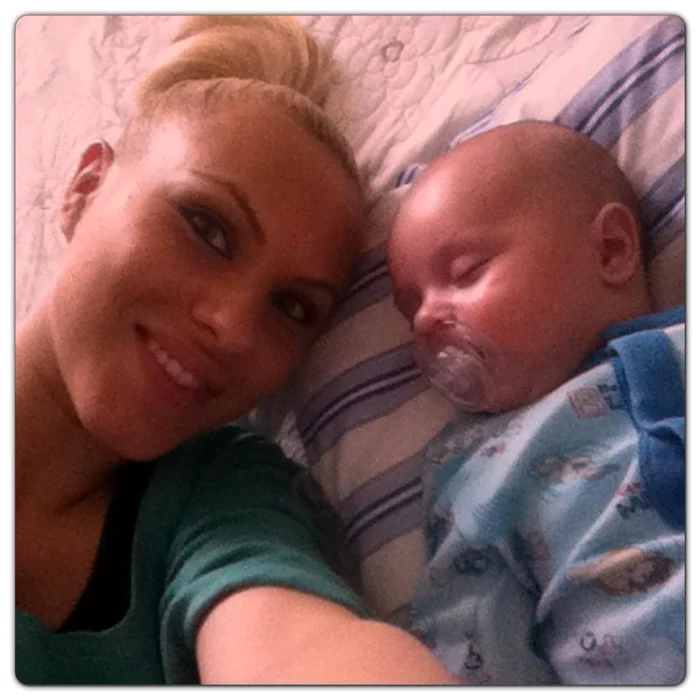 
    Mirabela şi-a dorit ca ea să fie naşa micuţului David CristianFoto Pro Tv  