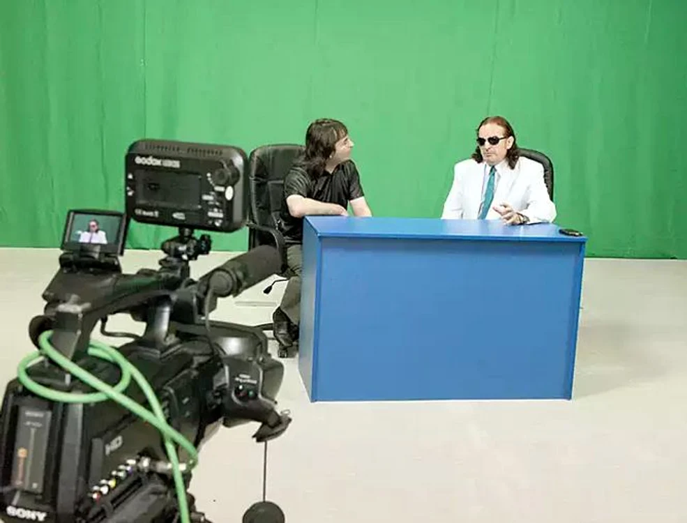 Televiziunea lui Miron Cozma a lăsat vedetele fără leafă