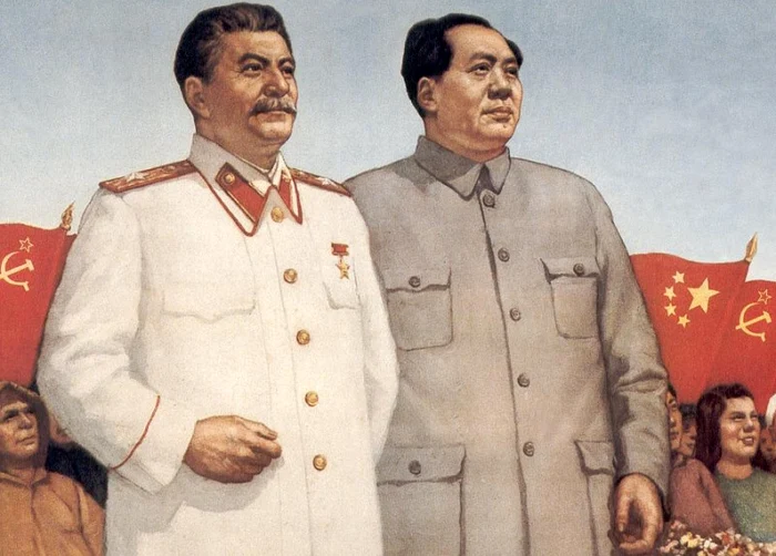 Afiș chinez de propagandă, reprezentându-i pe cei doi corifei comuniști, Stalin și Mao