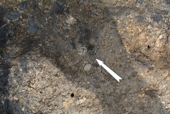 Depozitul de arme al taberei auxiliare de la Călugăreni (© Muzeul Județean Mureș)