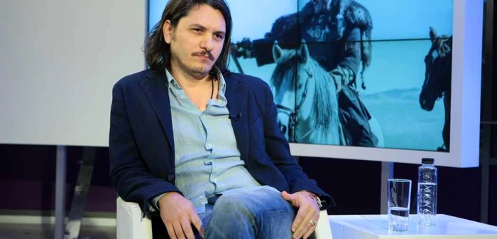 Emil Hoştină îl interpretează pe Atilla Hunul, în serialul „Vremea Barbarilor“ FOTO Eduard Enea