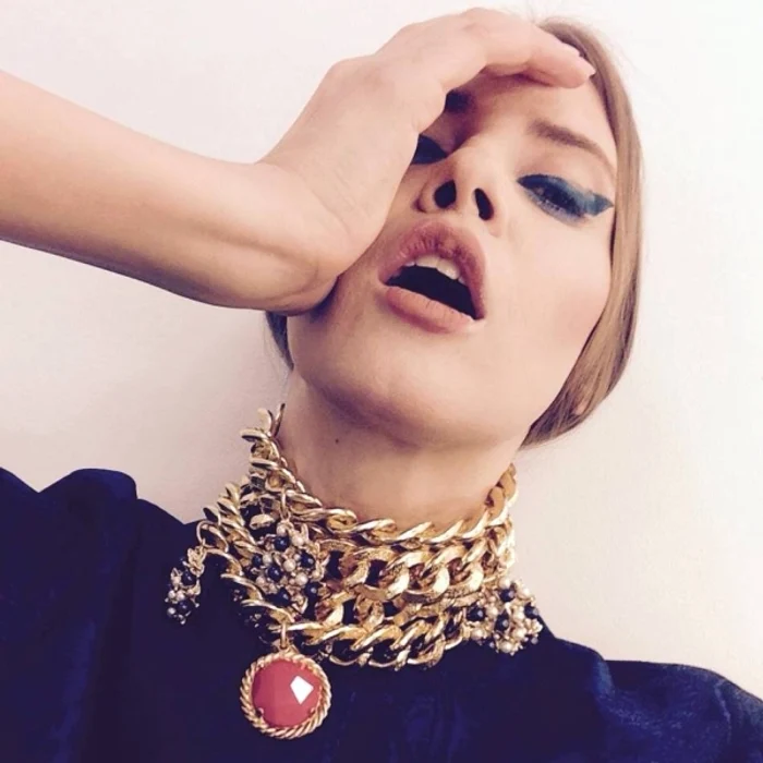 Iulia Albu nu iartă nicio vedetă