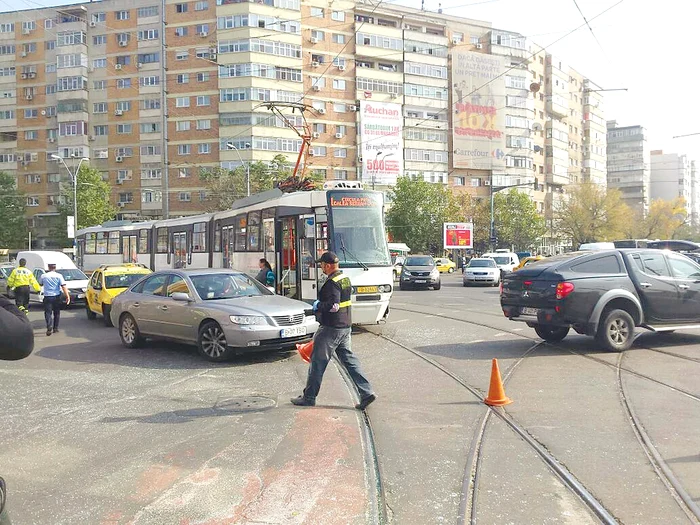 
    Conducătorii auto au planificat un protest de amploareFoto: Sever Gheorghe  