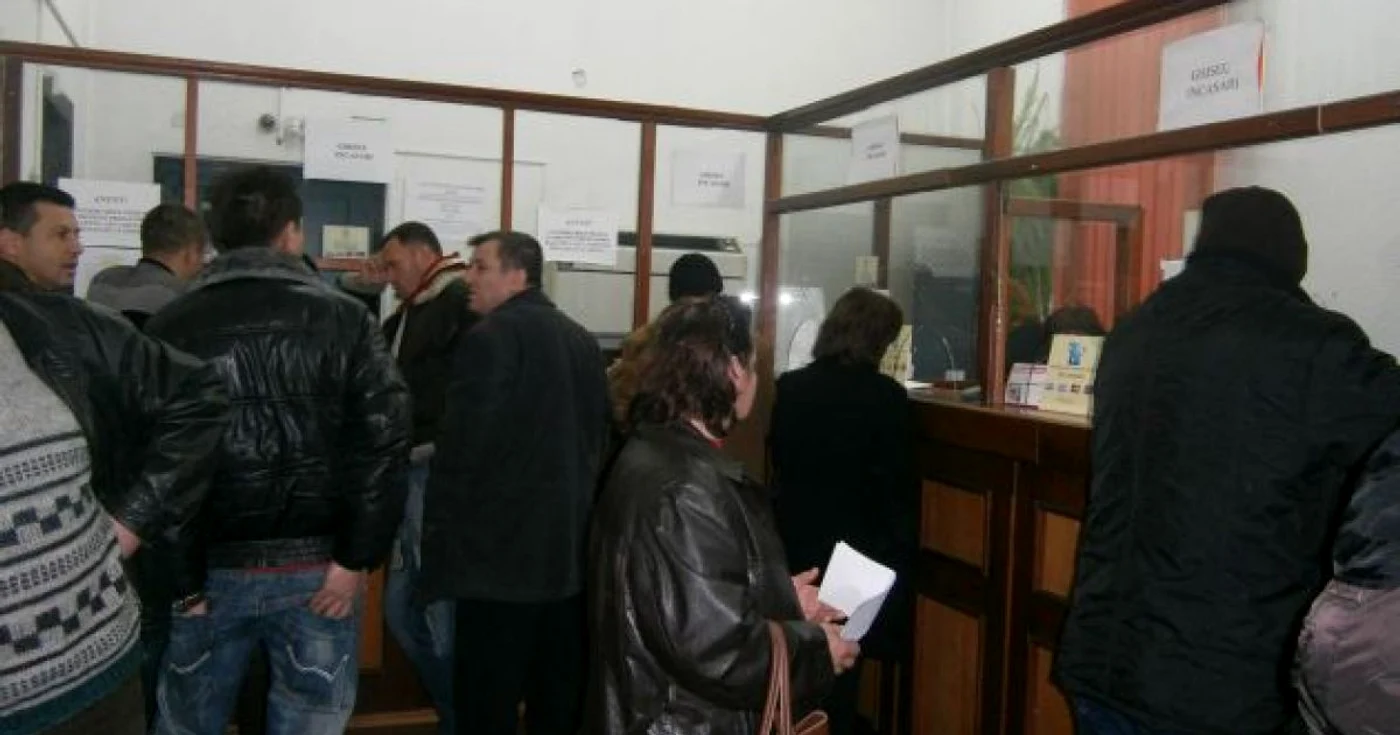 Severinenii pot achita impozitele şi sâmbăta