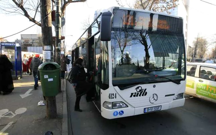 RATB înfiinţează o linie specială pentru cei care participă la Summer Well FOTO Arhivă