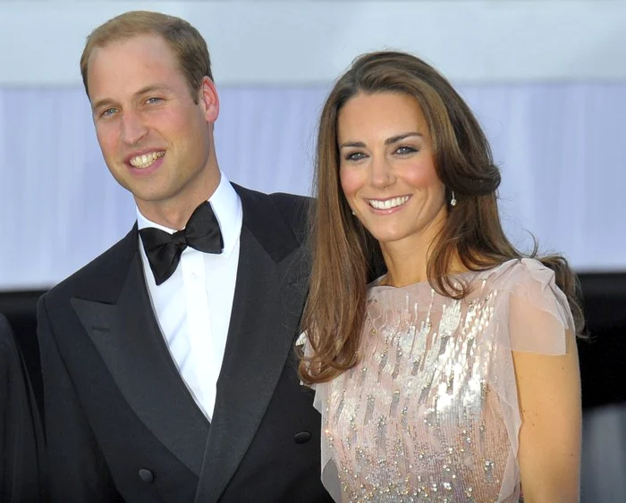 
    Prinţul William şi ducesa Catherine de Cambridge au devenit părinţi şi au asigurat succesiunea la tron în Marea Britanie (Foto: Reuters)  
