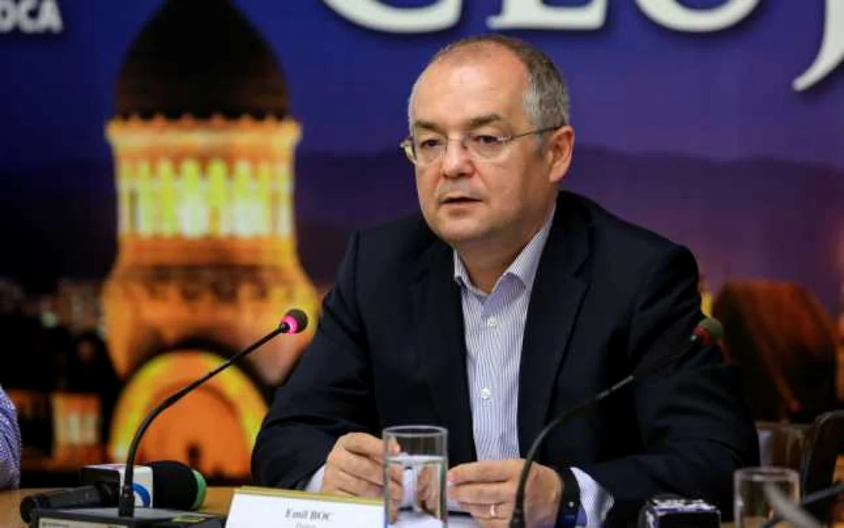 Emil Boc va candida şi la următoarele alegeri locale pentru postul de primar al Clujului. FOTO Facebook