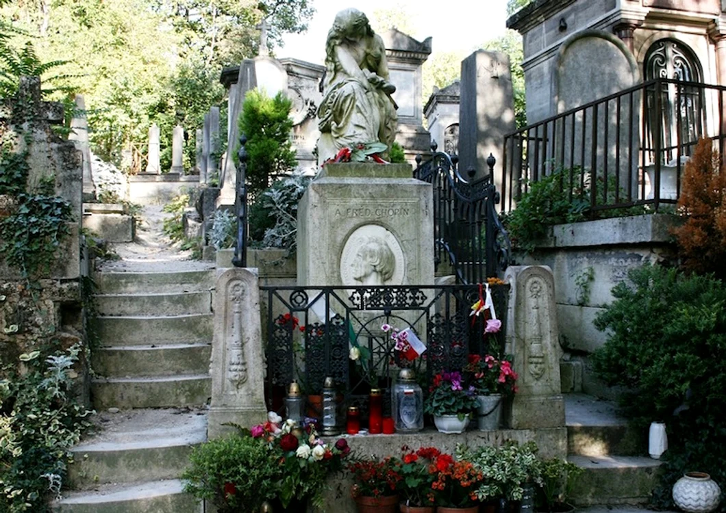 tombe chopin pere lachaise jpg jpeg