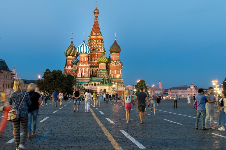 Cum o încercare de a transforma Moscova într-o capitală europeană progresistă a fost sacrificată pe altarul putinismului