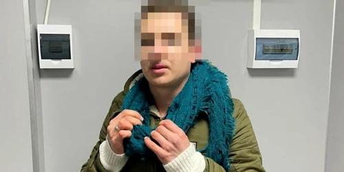 ucrainean deghizat in femeie foto Facebook