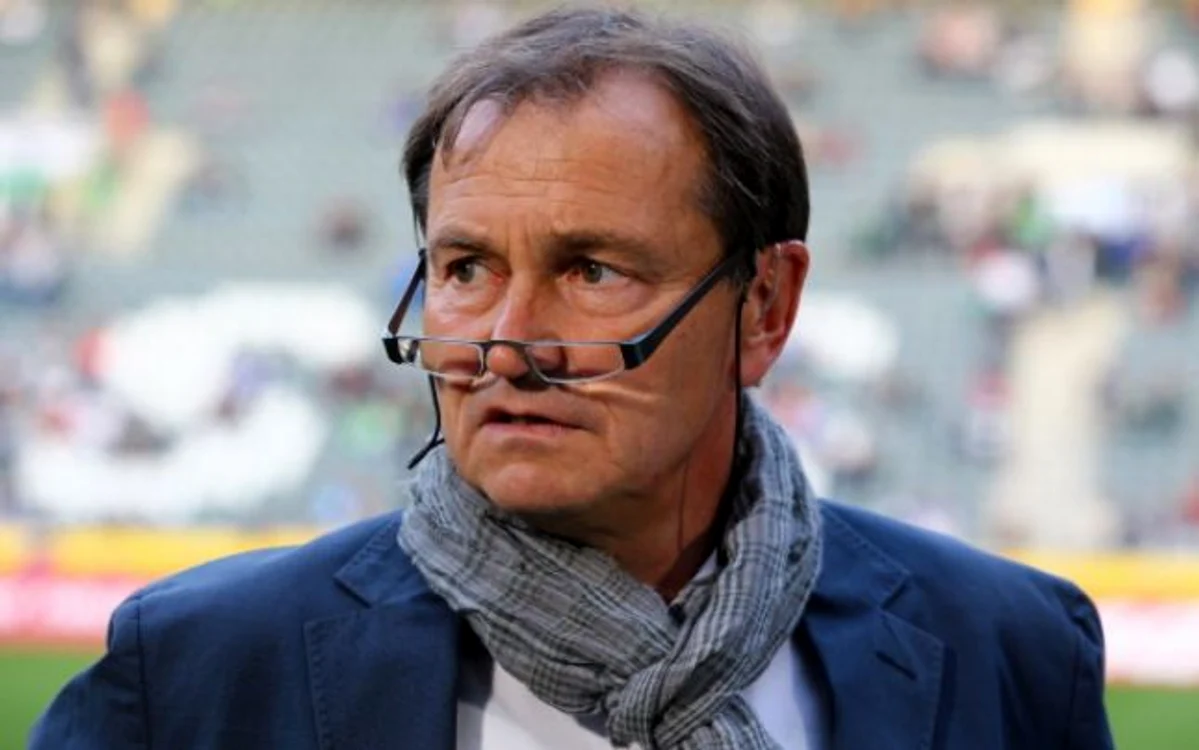 
    Ewald Lienen  