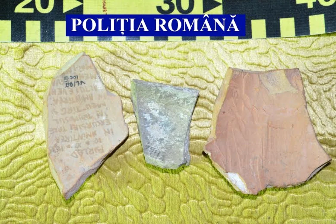 obiecte arheologice confiscate de la colectionari 
