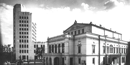 palatul telefoanelor  jpg