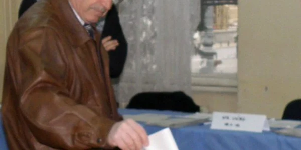 Cei care au trecut azi prin Arad s-au oprit la vot