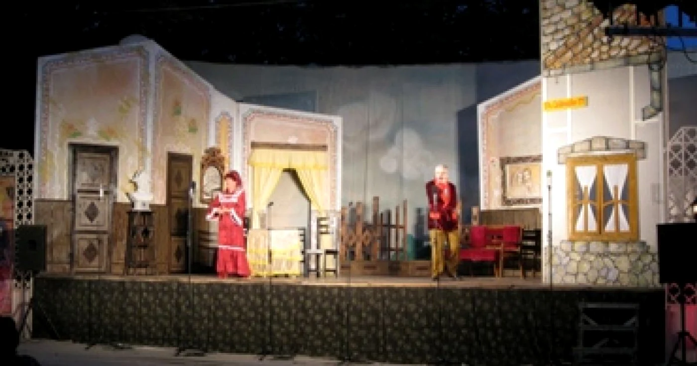 Galaţi: Comedie şi operetă, oferta de week-end a Teatrului "Nae Leonard"