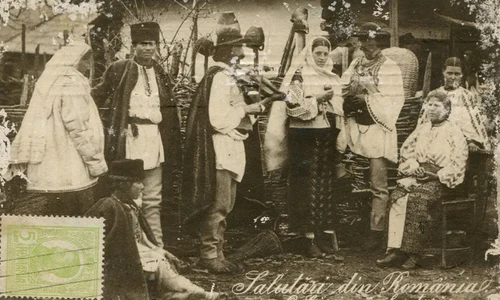 Cârciumă sătească. Carte poștală din 1912 (© iMAGO Romaniae)