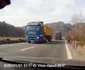 Inconştienţă la volan pe DN 7 - Valea Oltului surprinsă cu o cameră de luat vederi Foto captură videoInconştienţă la volan pe DN 7 - Valea Oltului surprinsă cu o cameră de luat vederi Foto captură video