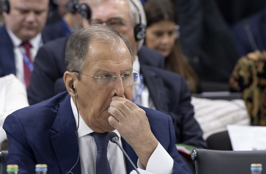 Rusia va renunța la moratoriul său unilateral privind rachetele. Declarația șefului diplomației ruse, Serghei Lavrov