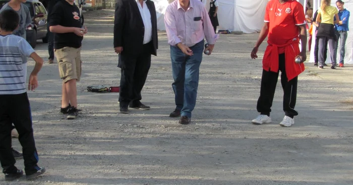 Jean Valvis şi Victor Yila